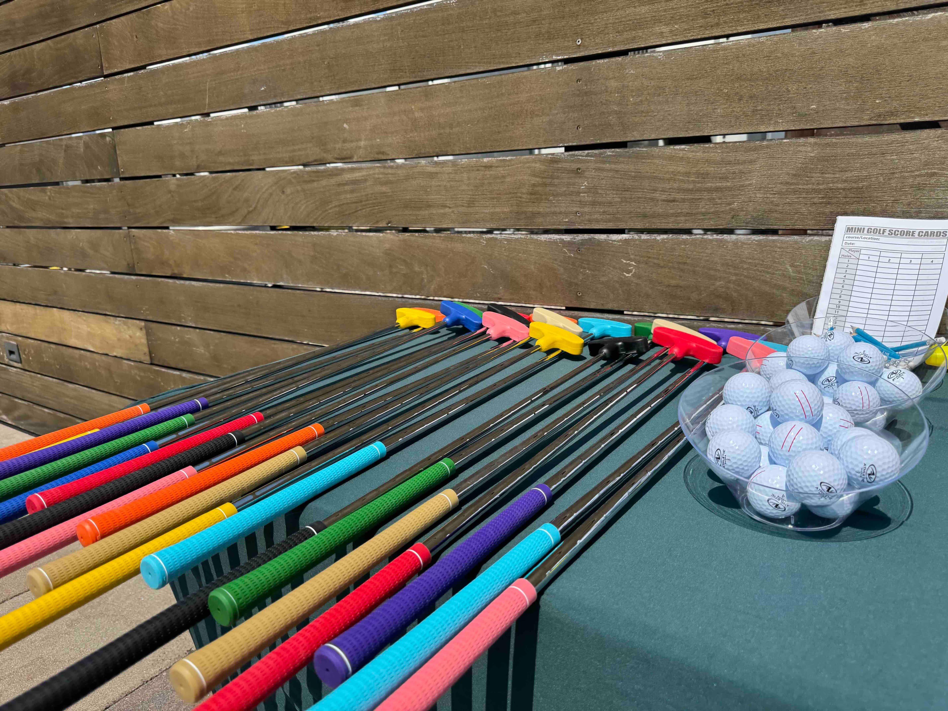 LED mini golf